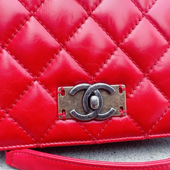 Chanel Red Quilted Calfskin Leather Classic  Flap Bag - Picture 4 of 8